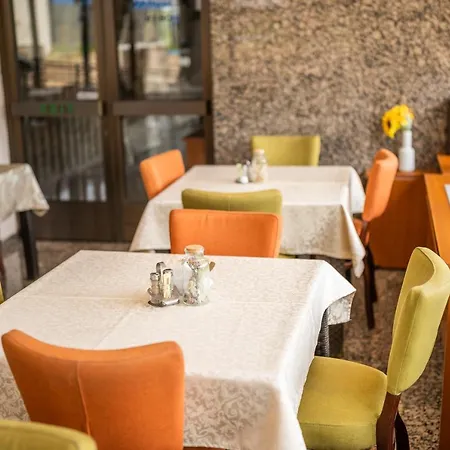 Ξενοδοχείο Sole Mio Wellness & 4*