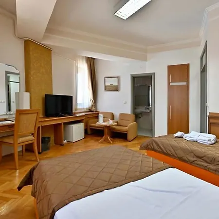 Sole Mio Wellness & 4* Novi Sad