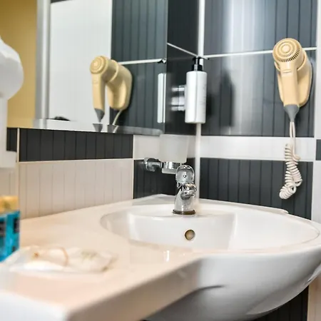 Ξενοδοχείο Sole Mio Wellness & Νόβι Σαντ